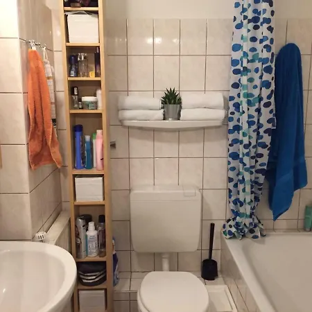 Accommodatie bij particulieren Single In A 2-bedroom Centrally-located In The Belgian Quarter Keulen