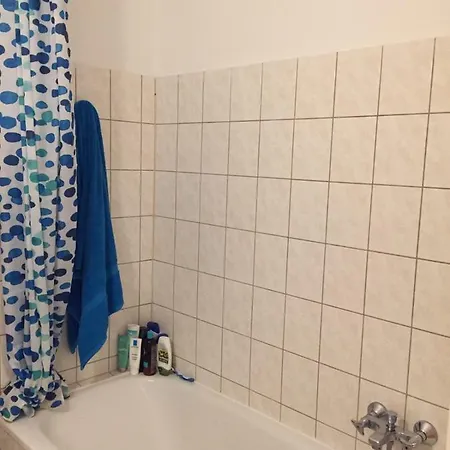 Single In A 2-bedroom Centrally-located In The Belgian Quarter *