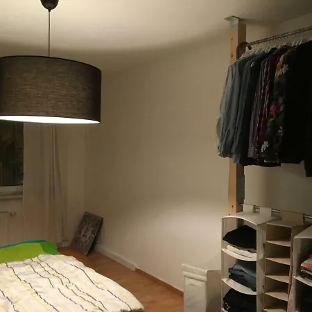Accommodatie bij particulieren Single In A 2-bedroom Centrally-located In The Belgian Quarter