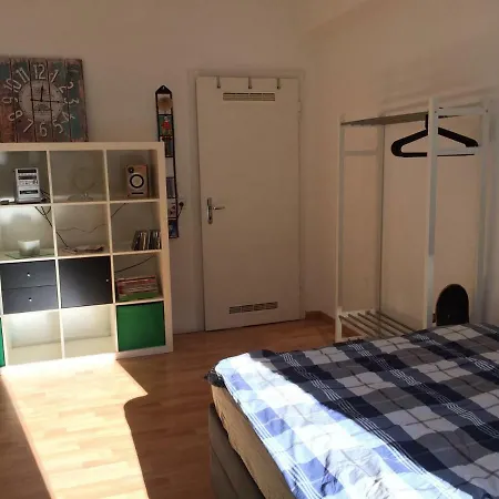 Single In A 2-bedroom Centrally-located In The Belgian Quarter Ubytování v soukromí